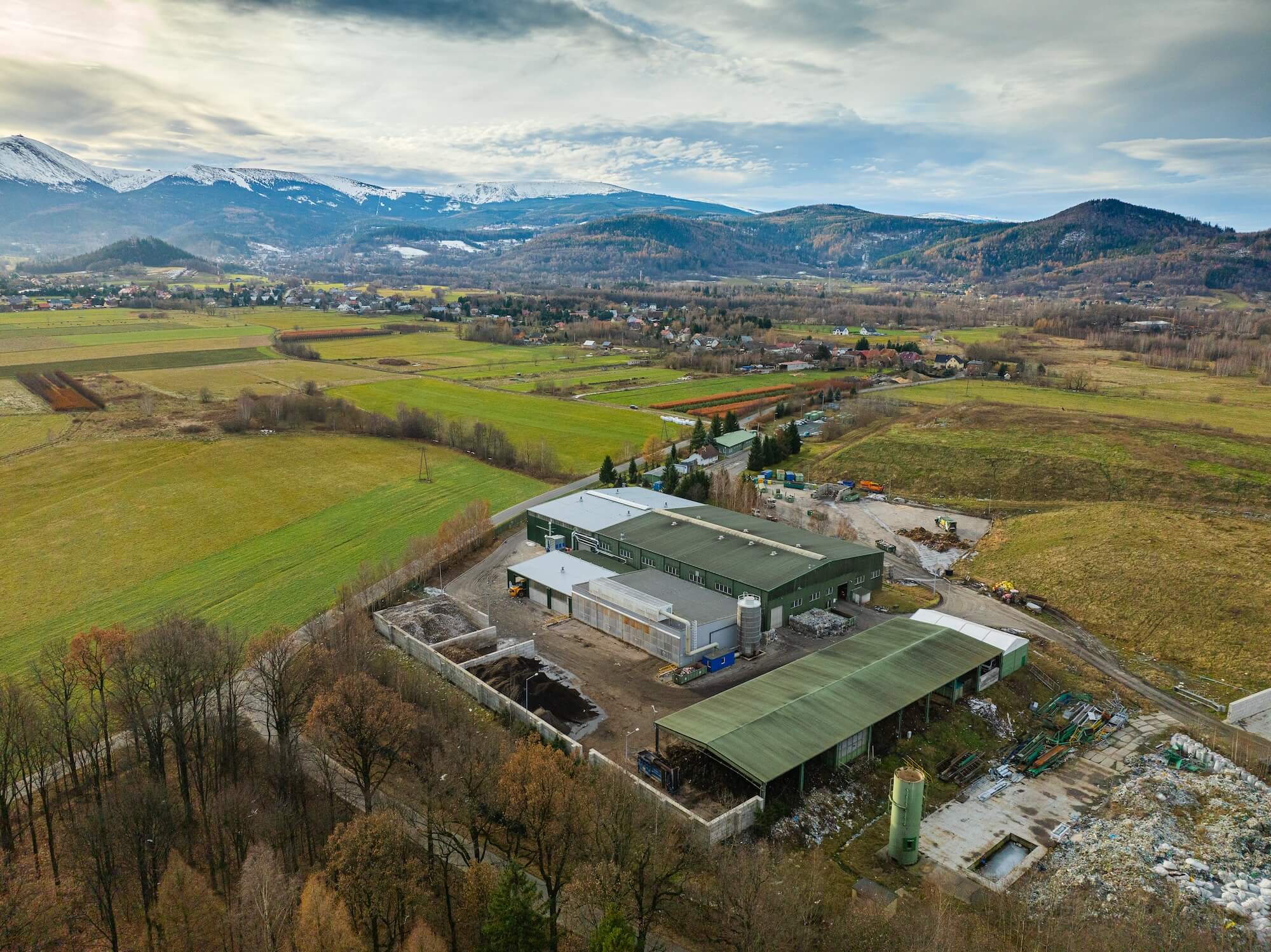 Budowa hali segregowanych odpadów | Ściegny