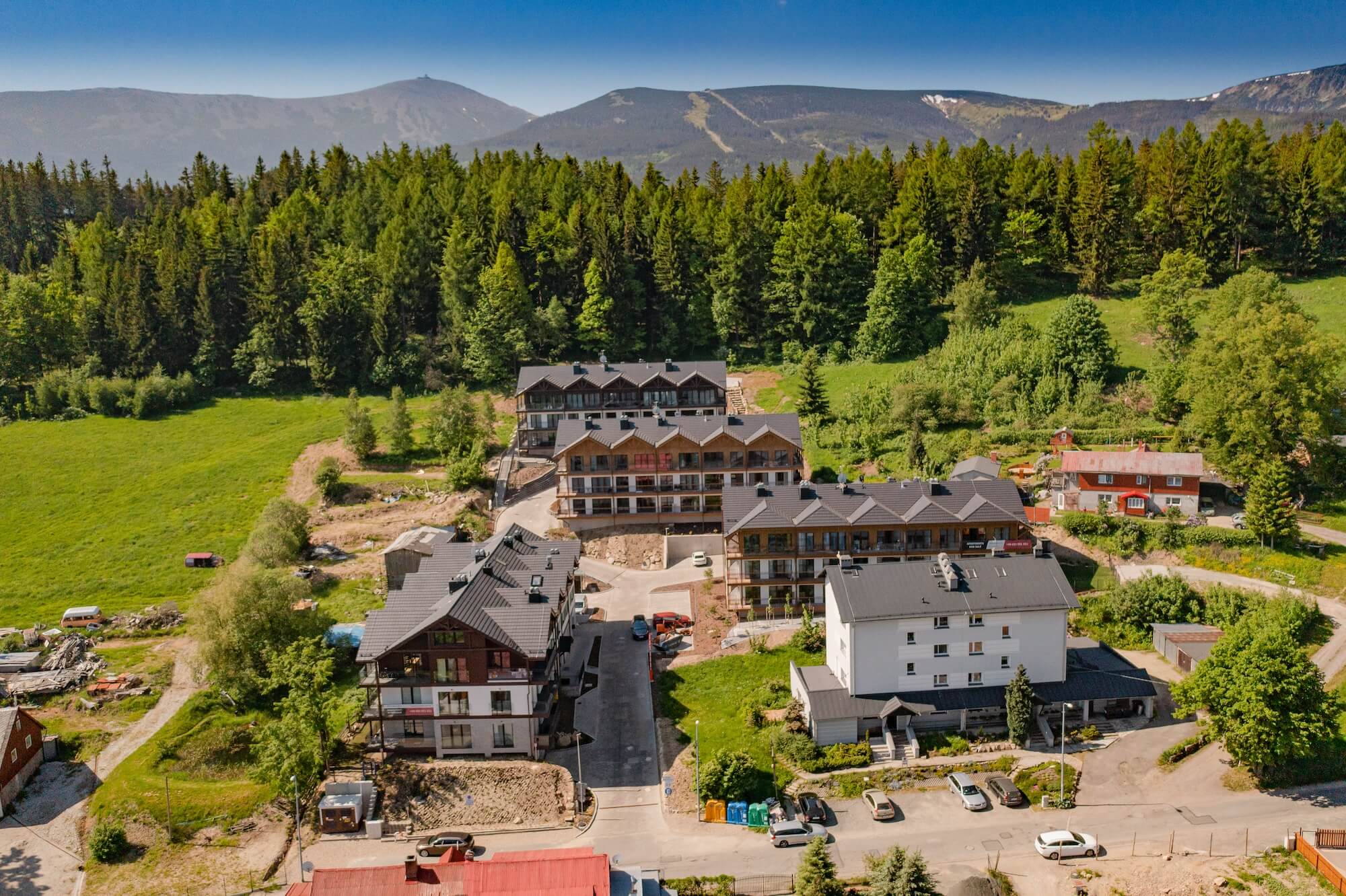 Budowa zespołu budynków apartamentowych Karpatia | Karpacz