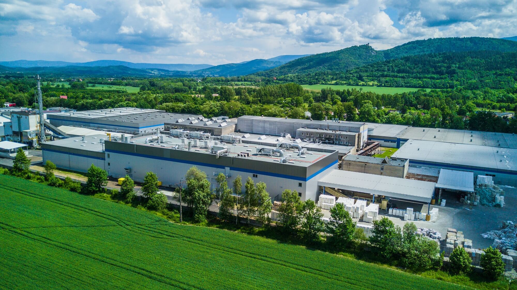 Budowa hali produkcyjnej i hali magazynowej wyrobów gotowych | Piechowice