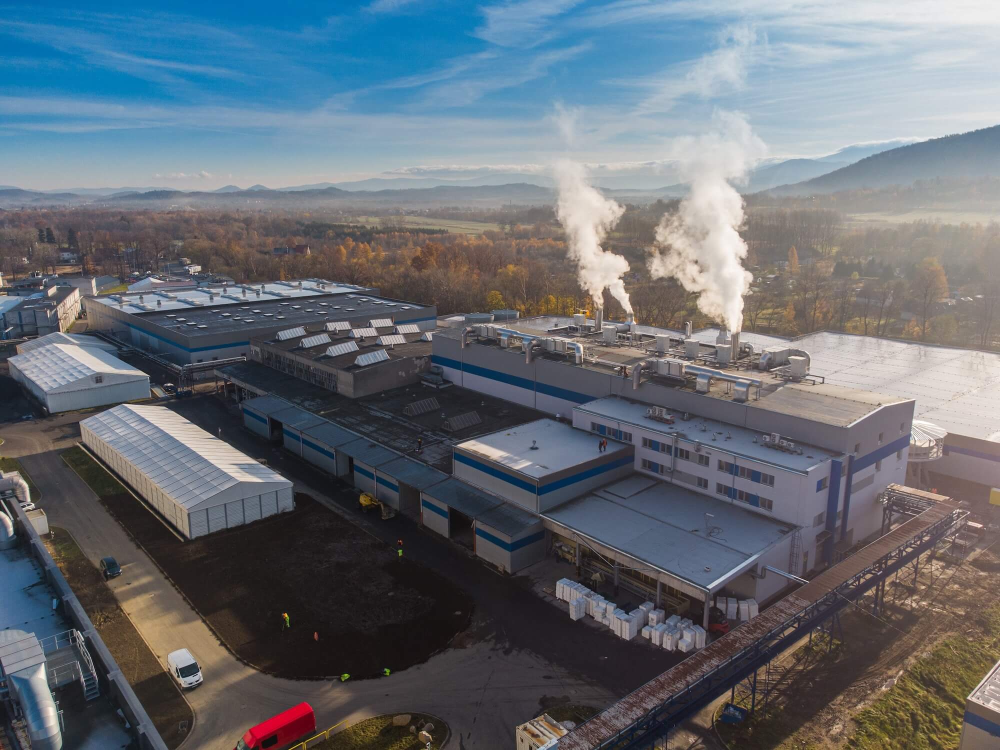 Remont i przebudowa hali produkcyjnej | Piechowice